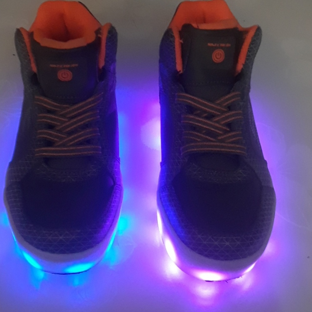 Lightup skechers